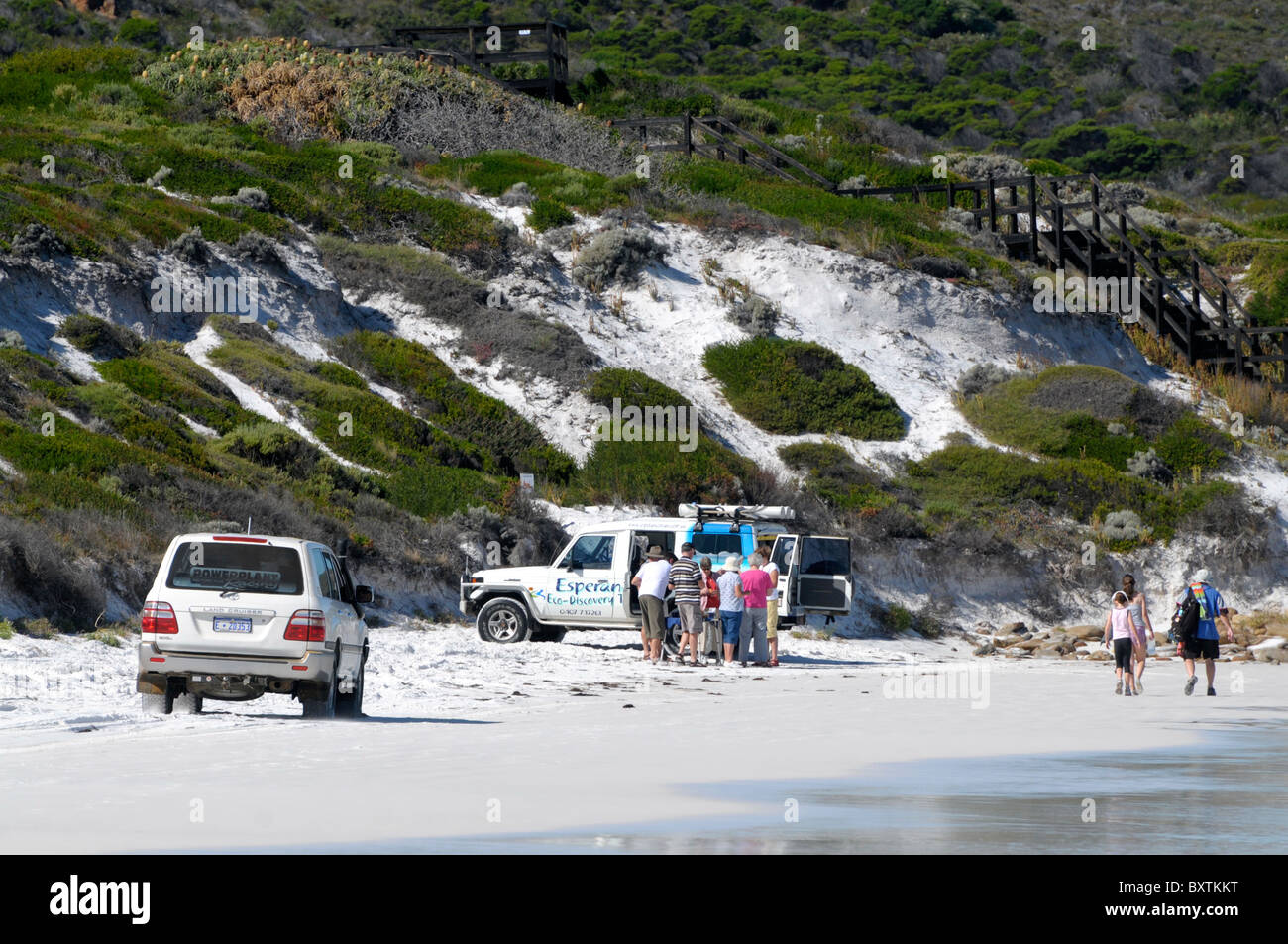 Menschen am Strand von Lucky Bay In Cape Le Grand Nationalpark bei Esperance Wa Australia Stockfoto