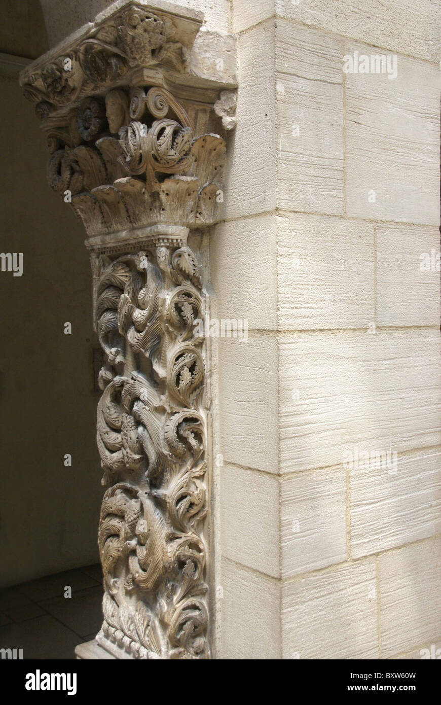 Detail, mittelalterliche Hauptstädte, geschnitzte Säulen, Klöster, New York City Stockfoto