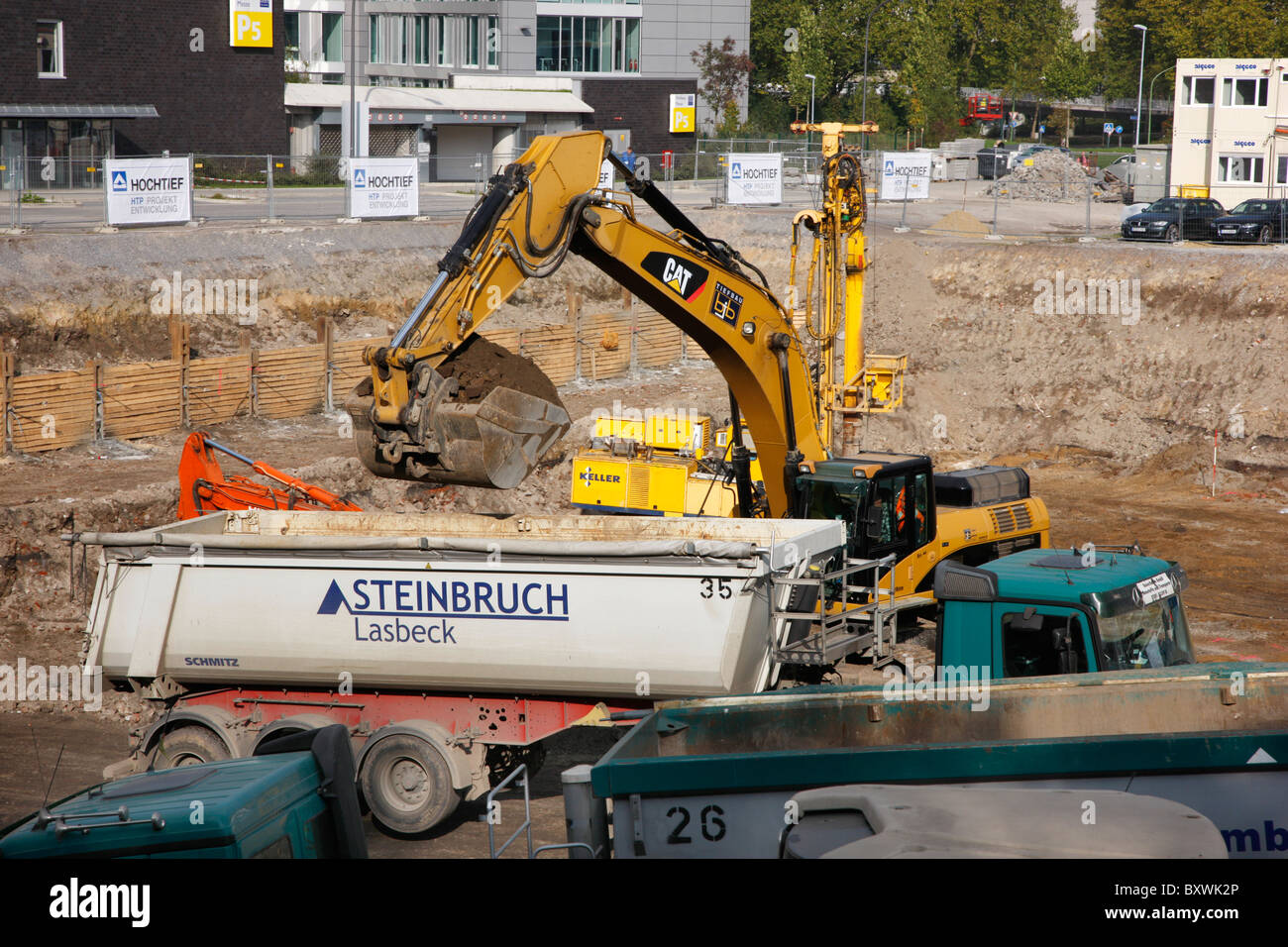 Baustelle, Fundamentwanne. Bau eines Bürogebäudes. Essen, Deutschland. Stockfoto