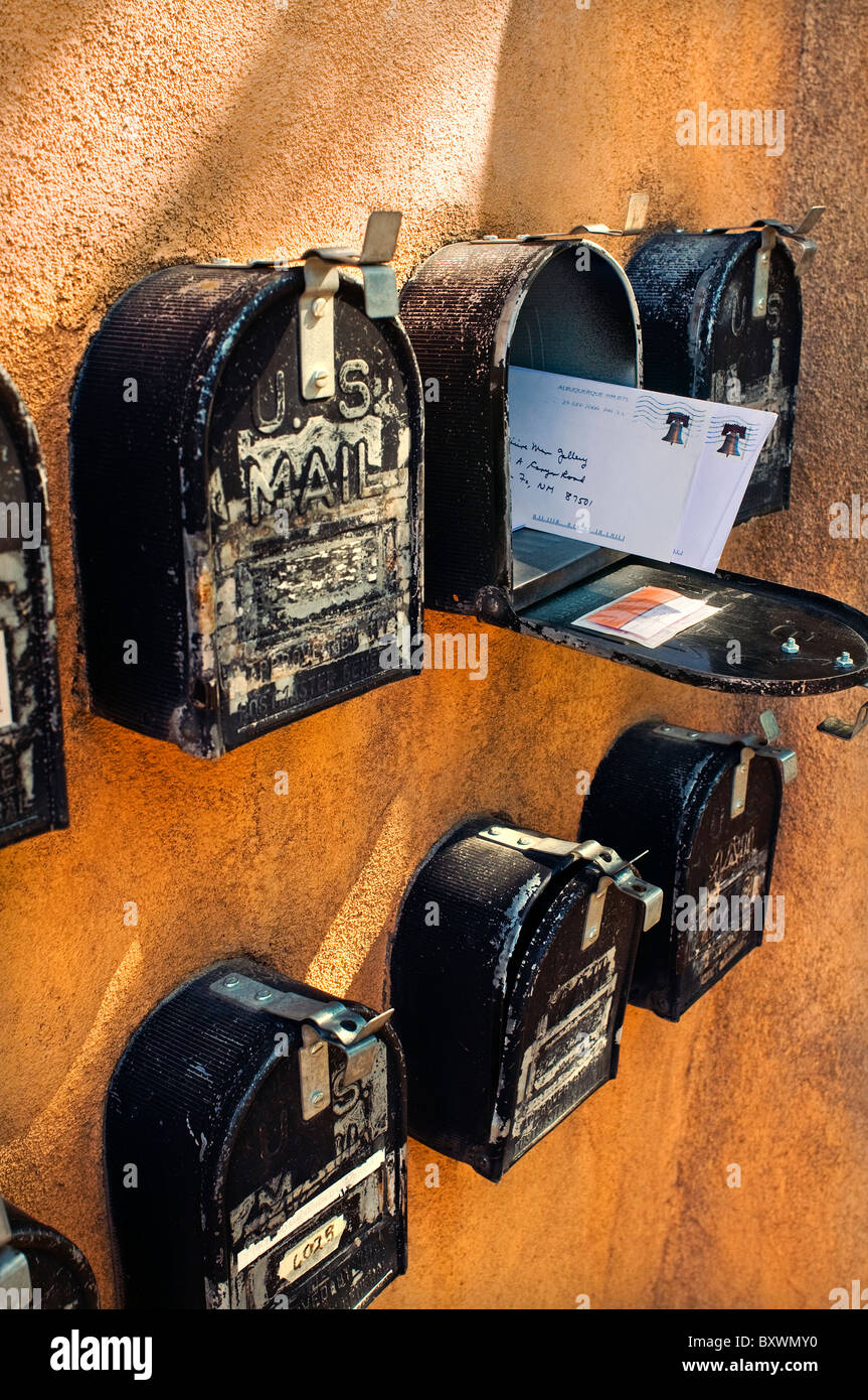 Metallbriefkästen Stockfoto