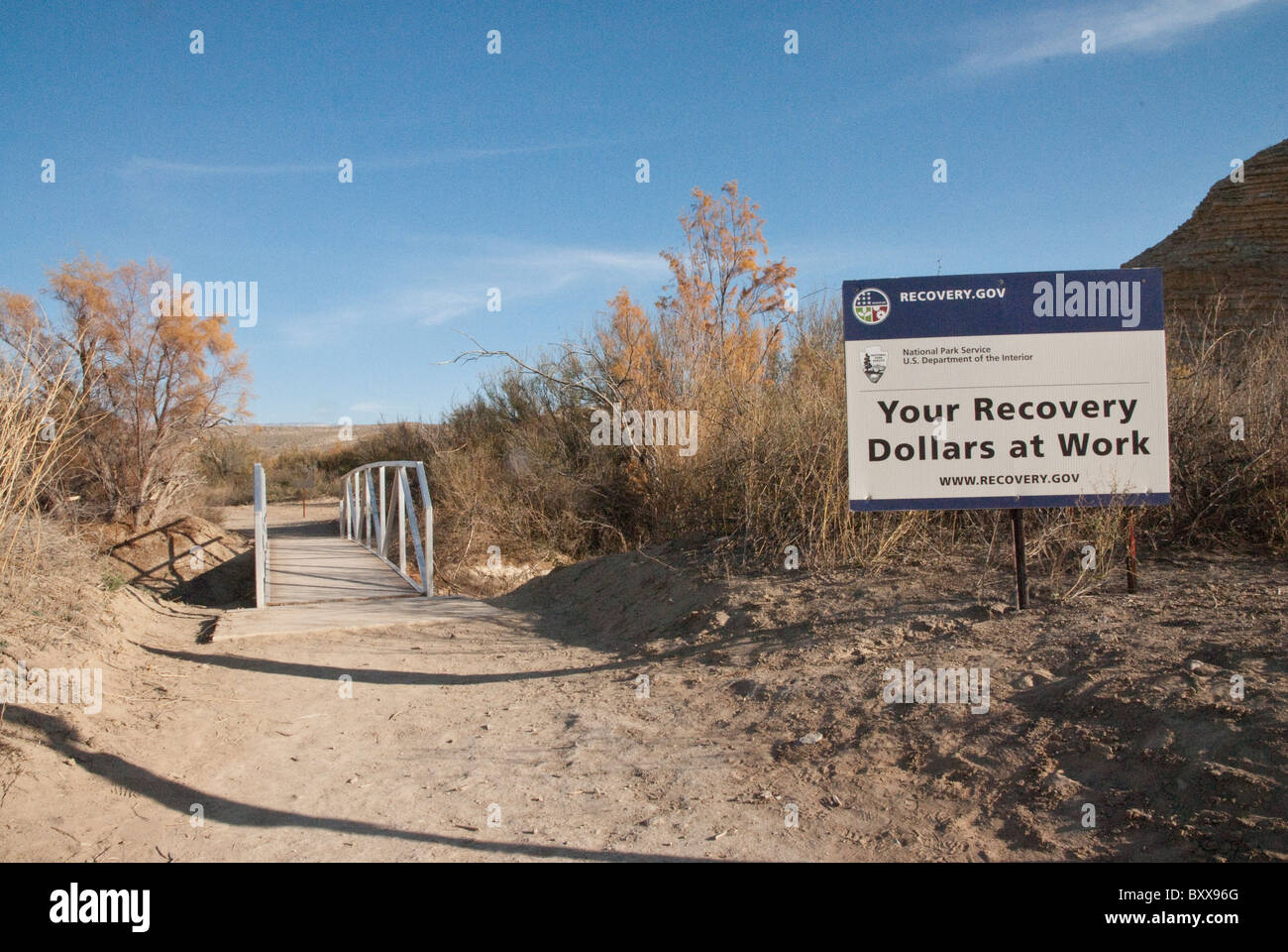Zeichen beschreibt Umfang der Bundesrepublik Reiz Geld verwendet auf Reparatur Brückenprojekt im Big Bend National Park in weit West-Texas, USA Stockfoto