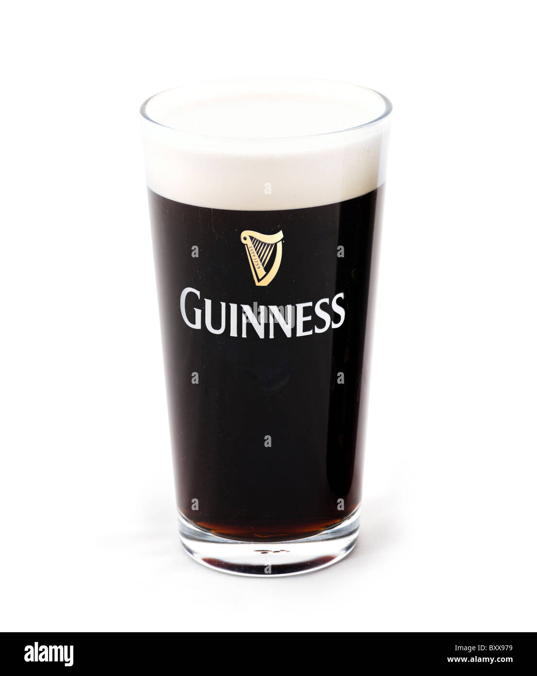 Ein Pint Guinness. Ein Glas Guinness vom Fasse, Großbritannien Stockfoto