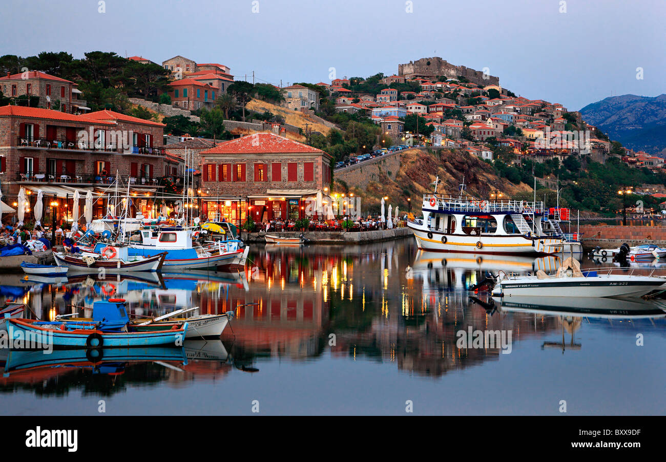 Molyvos Stadt auf der Insel Lesbos, Nördliche Ägäis, Griechenland Stockfoto