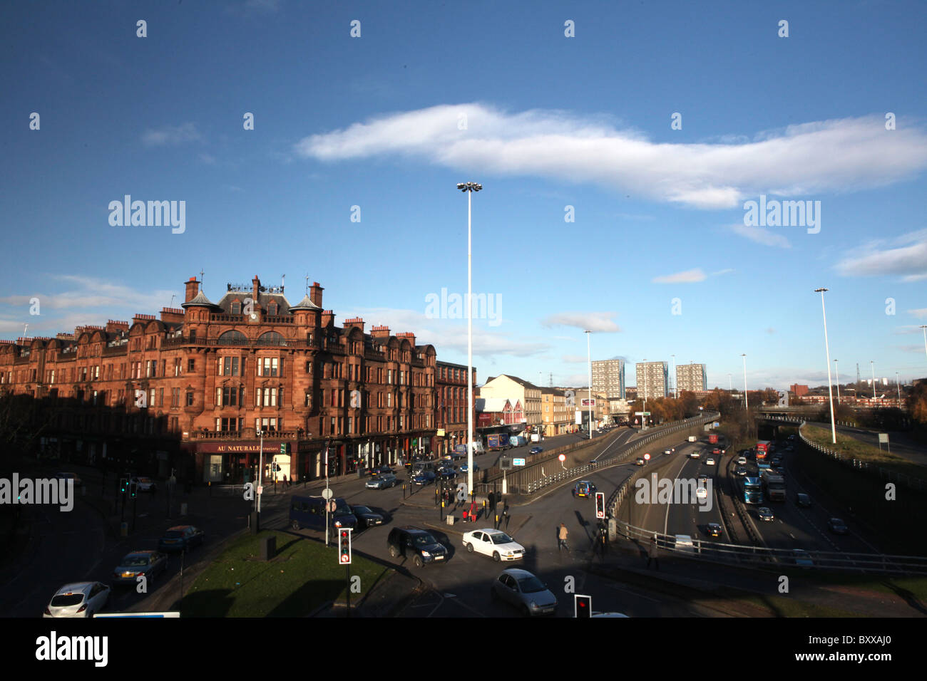 Wiew im West End in Glasgow und Teil der Autobahn M8 in Schottland. Stockfoto