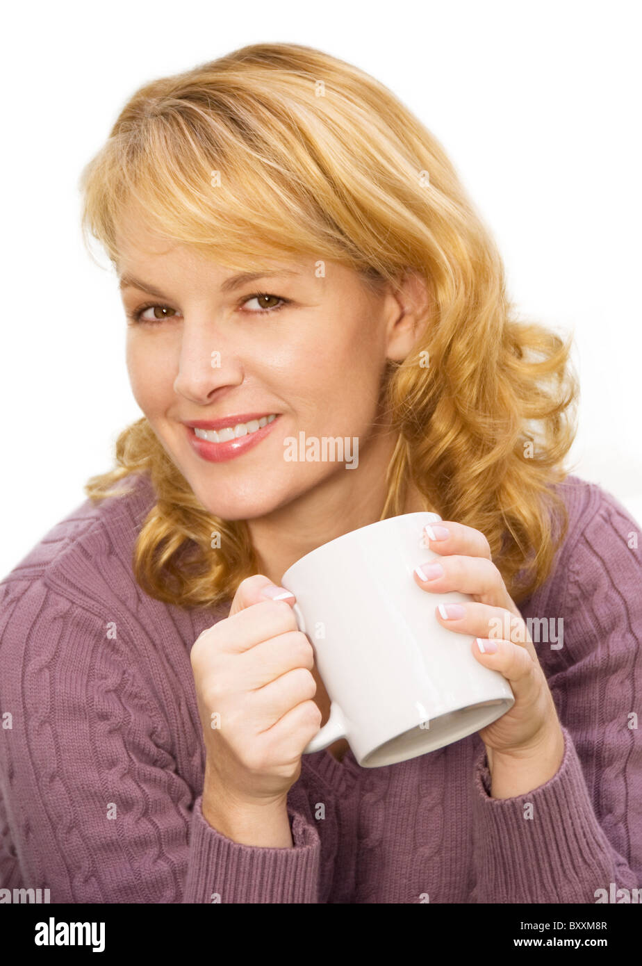 Porträt der glückliche Frau halten Kaffeetasse Stockfoto