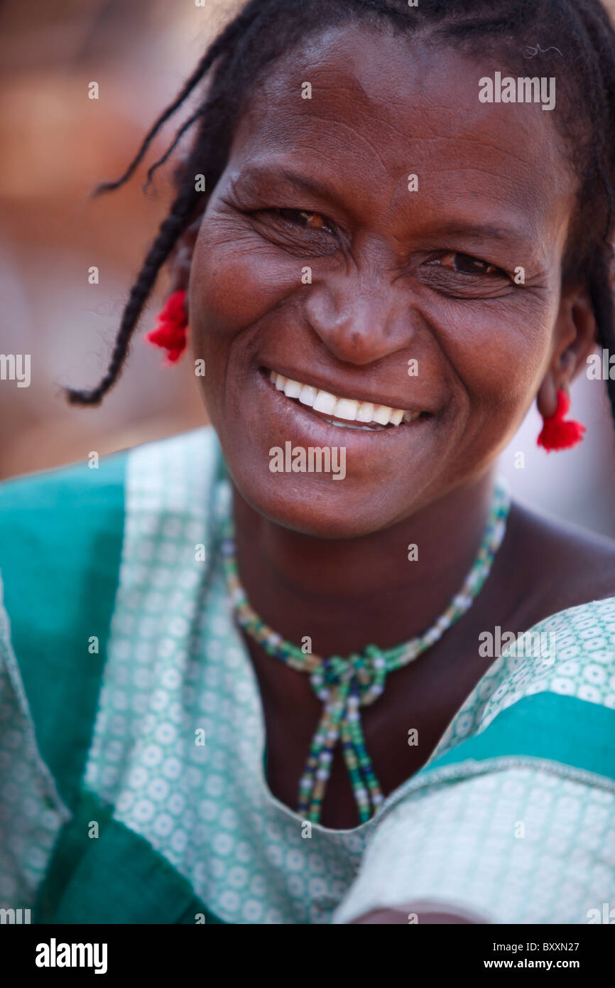 Burkina frau -Fotos und -Bildmaterial in hoher Auflösung – Alamy
