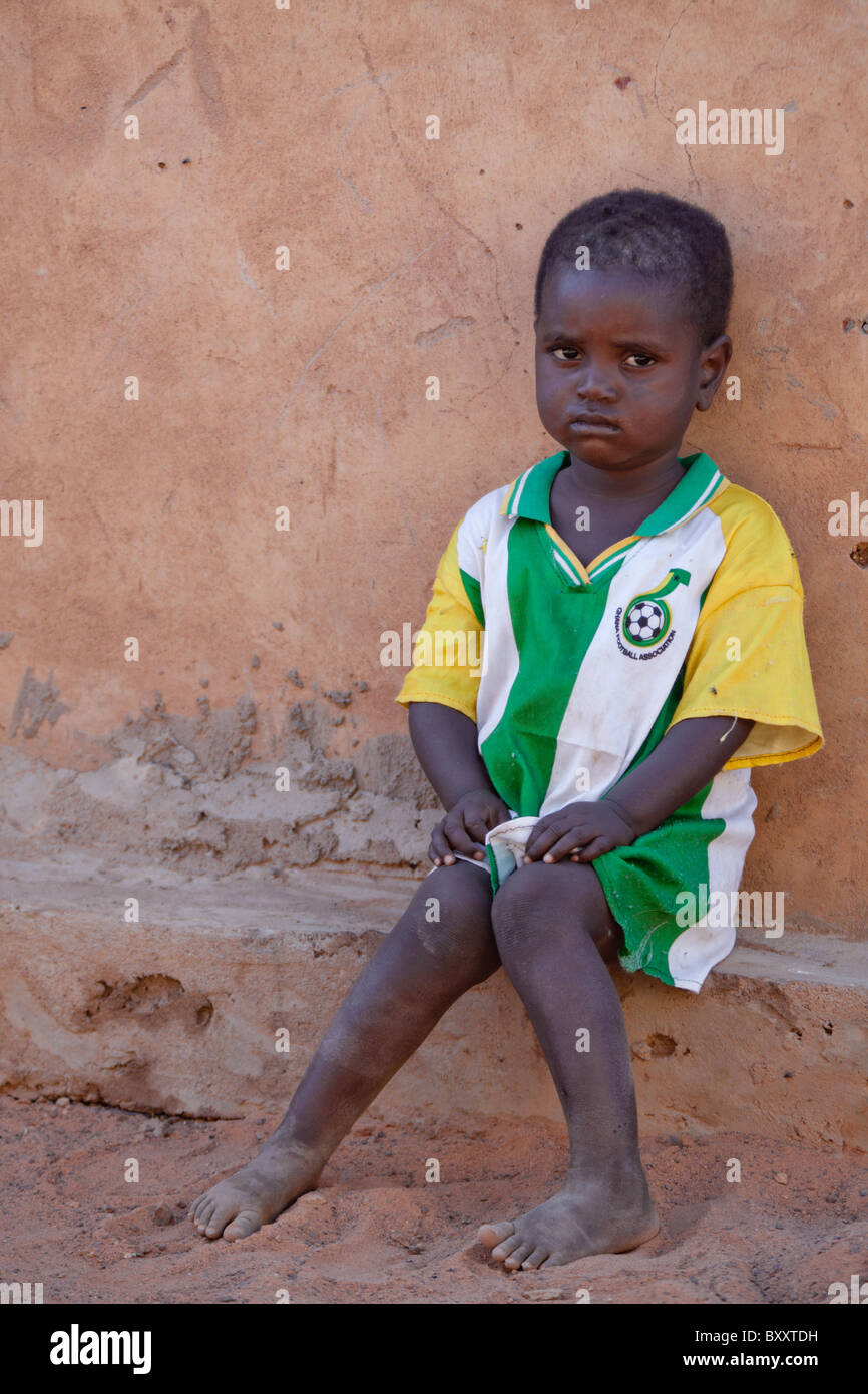 Fulani-Mädchen in Djibo im nördlichen Burkina Faso. Stockfoto