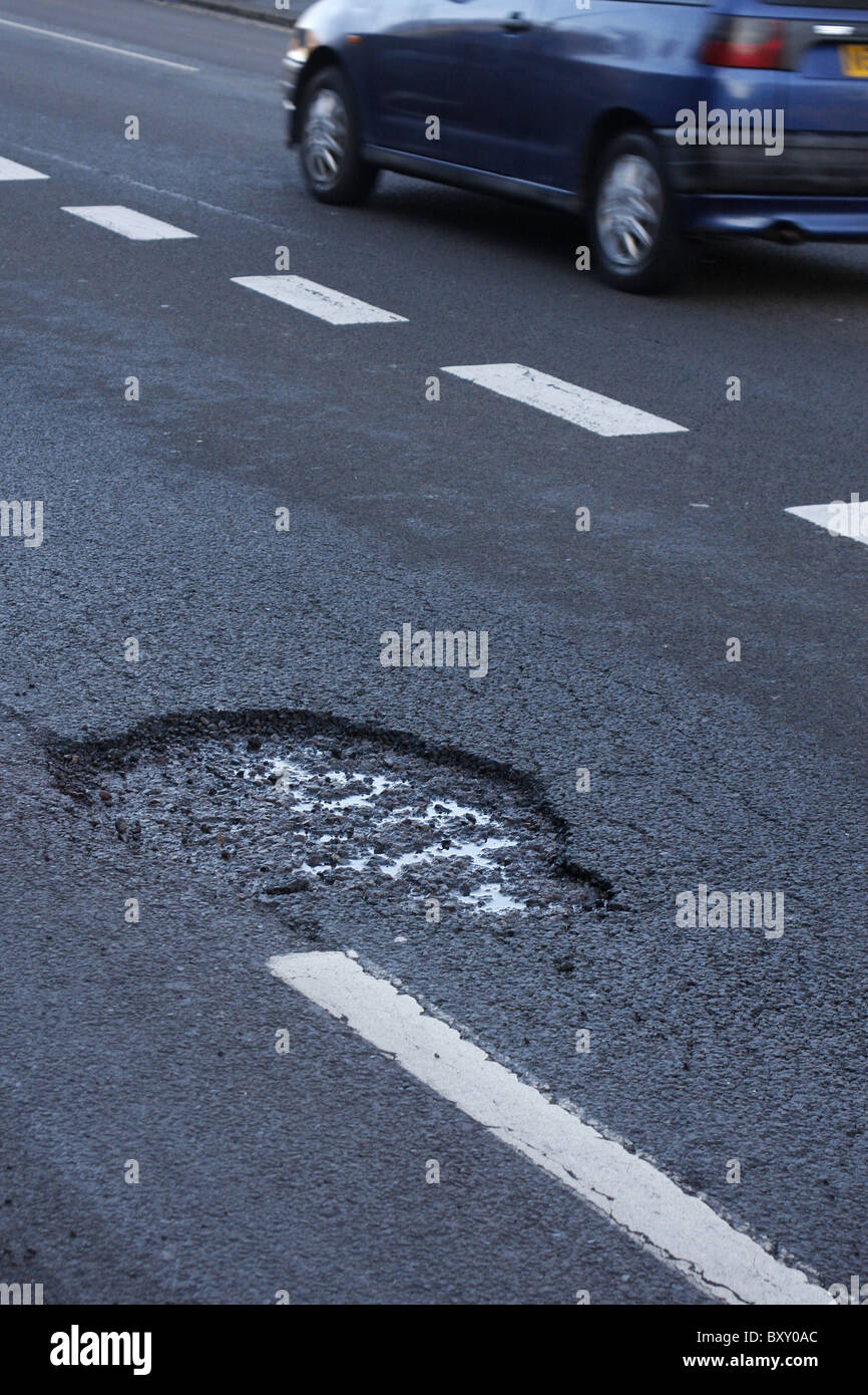 Schlagloch Stockfoto