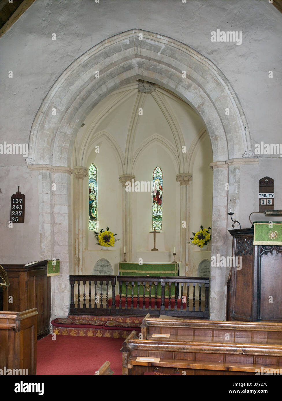 Tidmarsh Berkshire. St. Laurence Church, seltene polygonalen Apsis, Mitte des 13. Jahrhunderts Stockfoto