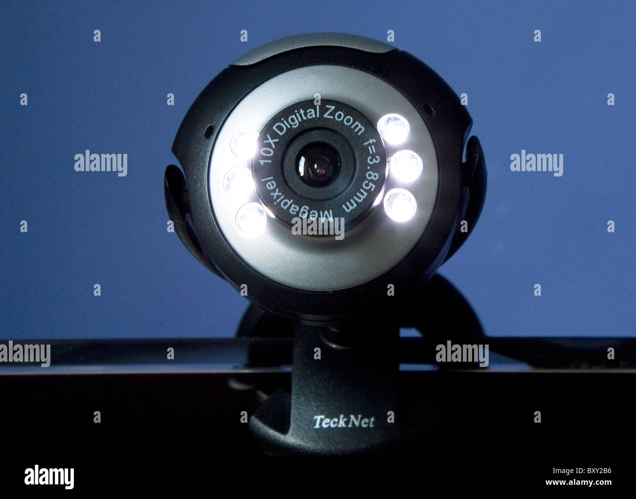 Webcam mit LED-Leuchten am Computerbildschirm, London Stockfoto