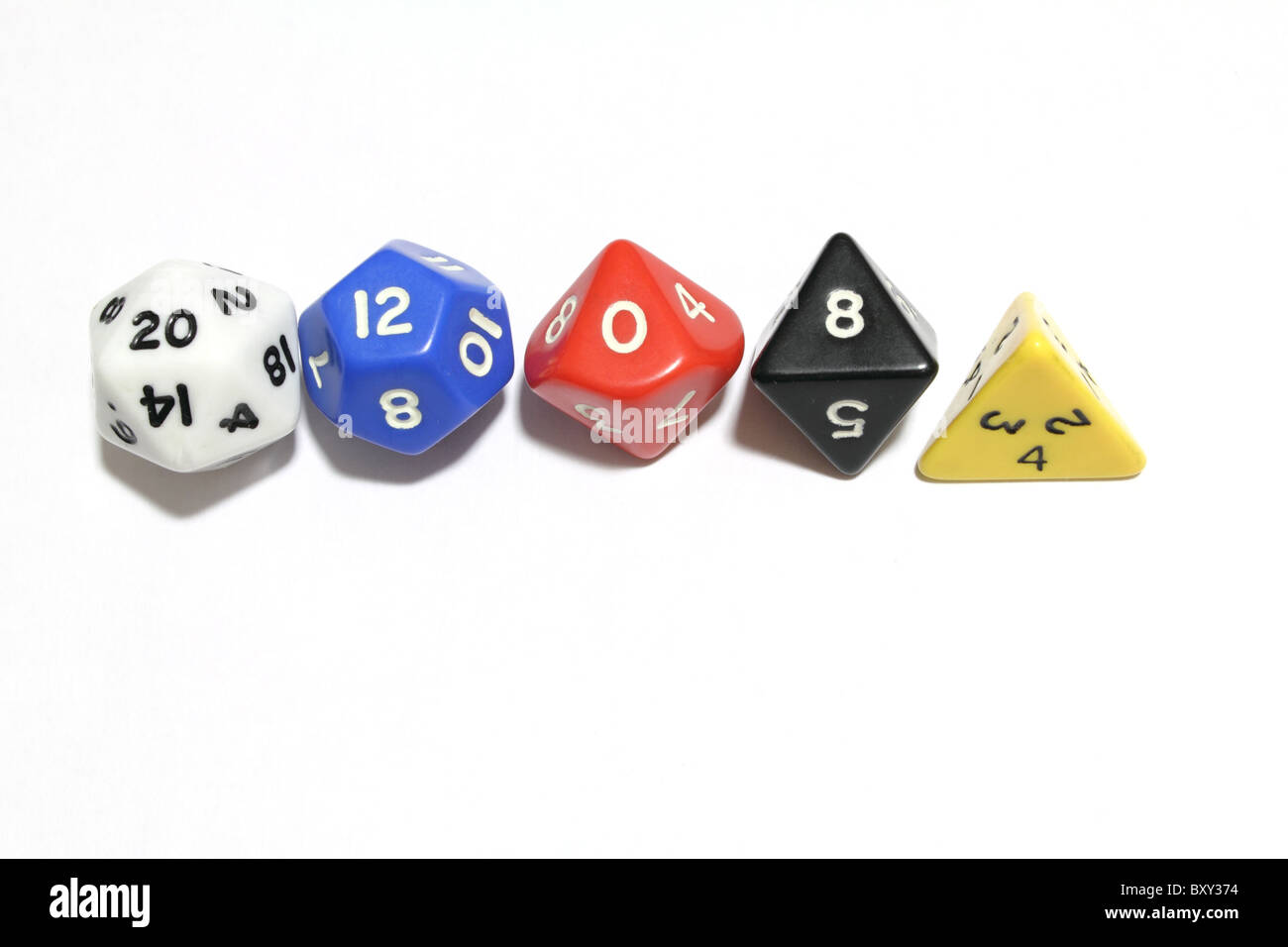 Würfel, RPG-Spiel zu spielen. Weißen Hintergrund. Stockfoto