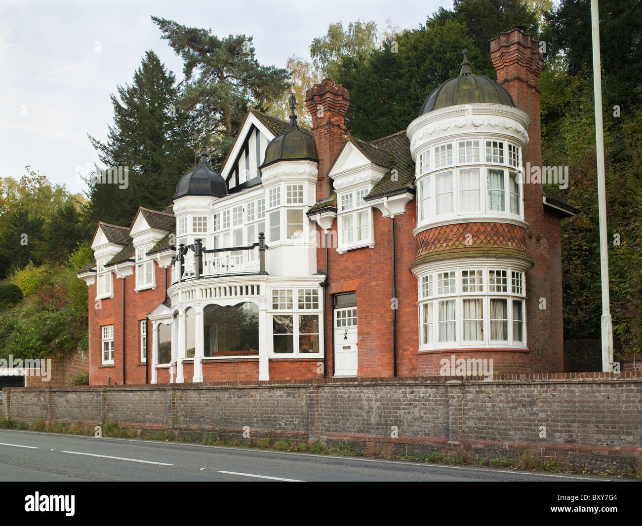 Pangbourne, Berkshire. Teil einer Reihe von Häusern, bekannt als "Seven Deadly Sins" 1890er Jahren gebaut von Stephen Salter. Stockfoto