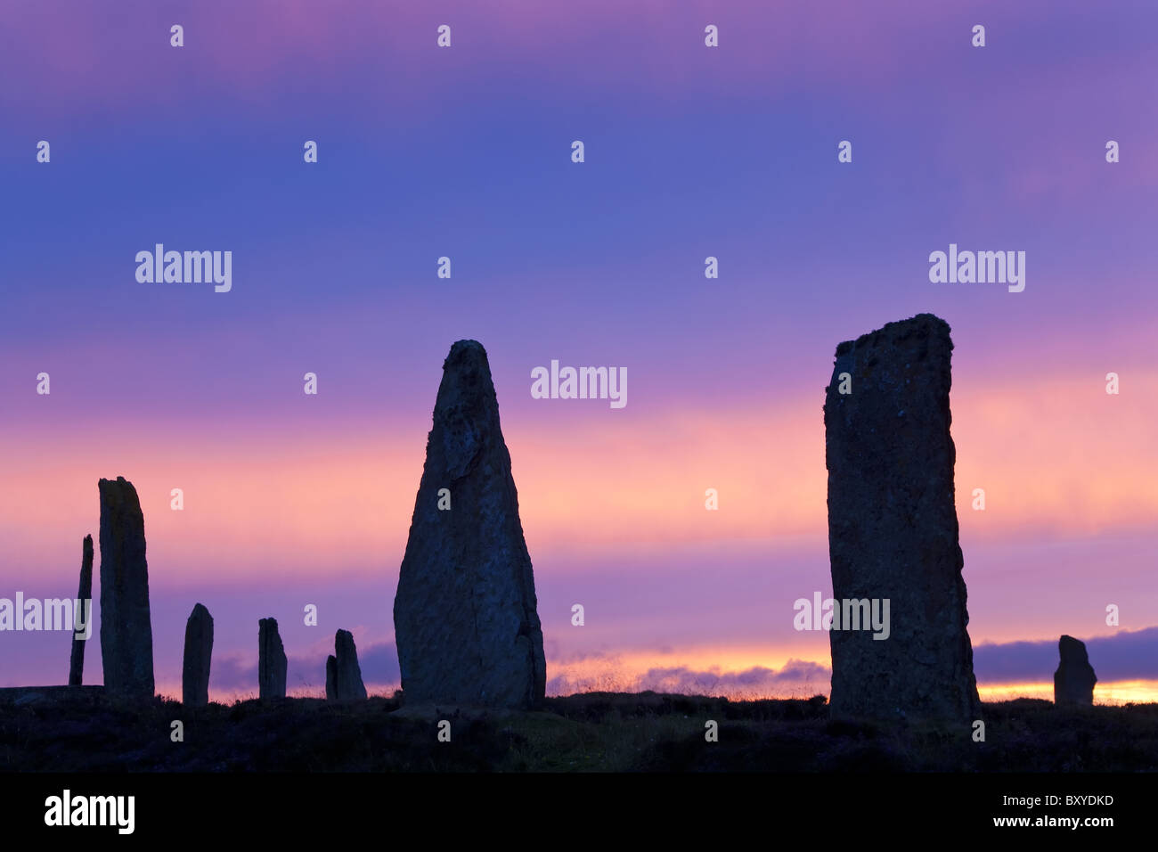 Der Ring of Brodgar stehenden Steinen Orkney Islands-Schottland Stockfoto