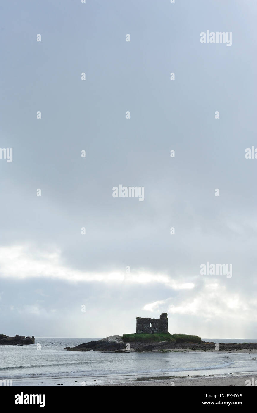 McCarthy Mor Tower House, Ballinskelligs Burg, Baile ein Sceilg, County Kerry, Irland Stockfoto