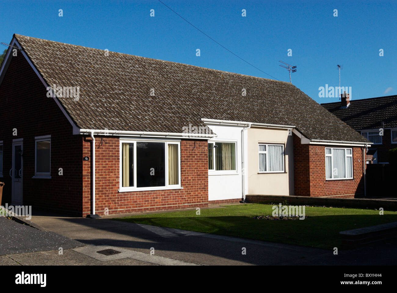 Bungalow england Fotos und Bildmaterial in hoher Auflösung Alamy