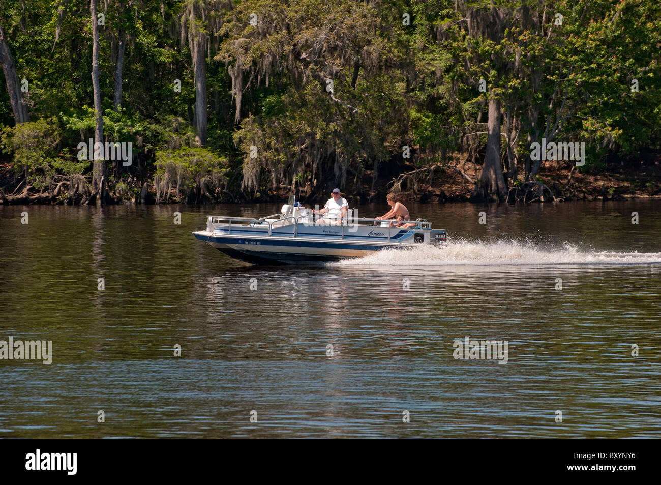 entlang der Suwannee River North Florida Bootfahren Stockfoto