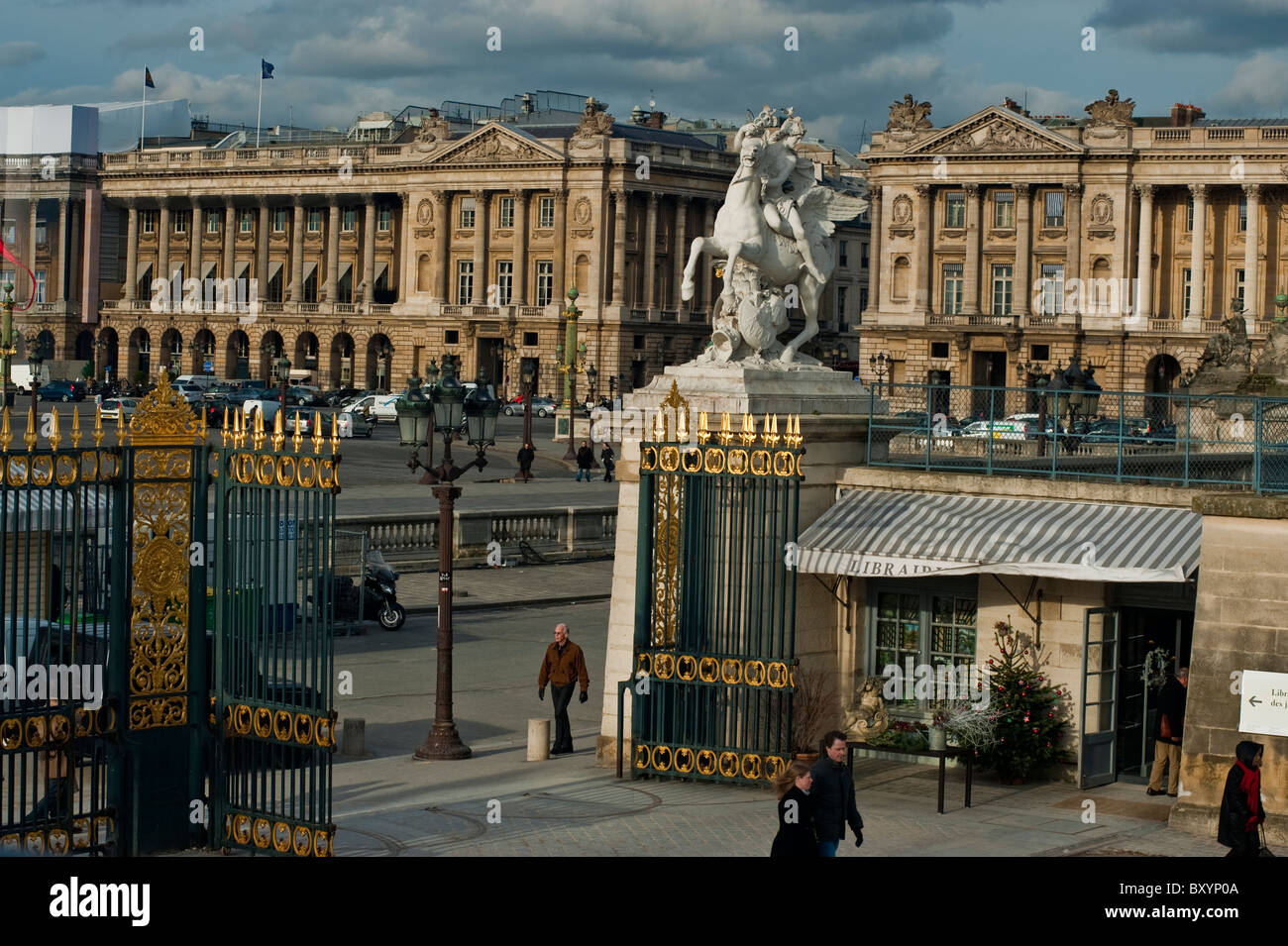 Paris, France, Historic Scenic Street Scenes, French Historic Monuments, "Place de la Concorde", Tuileries Garden Entrance, statues, « Hotel Crillon », « Museum de la Marine » Stockfoto