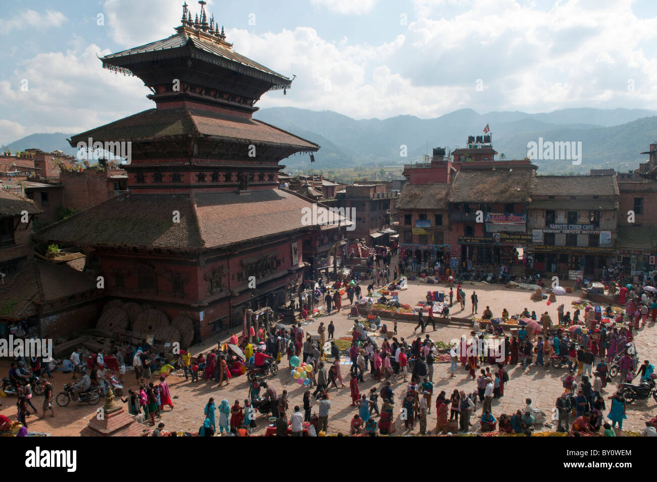 Die dreistöckigen Bhairabnath Tempel, Mitte des Taumadhi Tole Platzes im alten Bhaktapur, in der Nähe von Kathmandu, Nepal Stockfoto