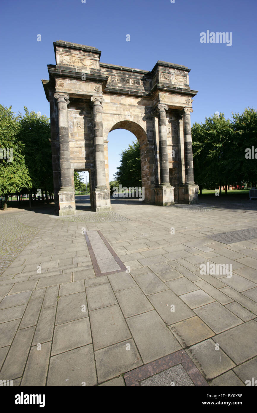 Stadt in Glasgow, Schottland. Ende des 18. Jahrhunderts, entworfene Robert und James Adam McLennan Bogen am Glasgow Green. Stockfoto