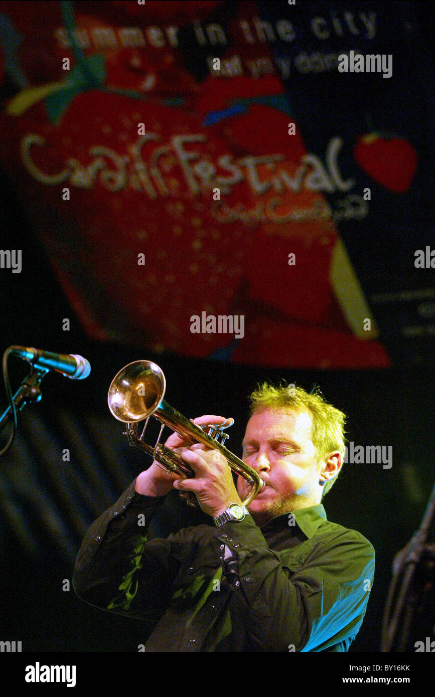 Fiesta Nächte, ein kostenloses Open-Air-Konzert Latin und afrikanischer Musik, Cardiff. Stockfoto