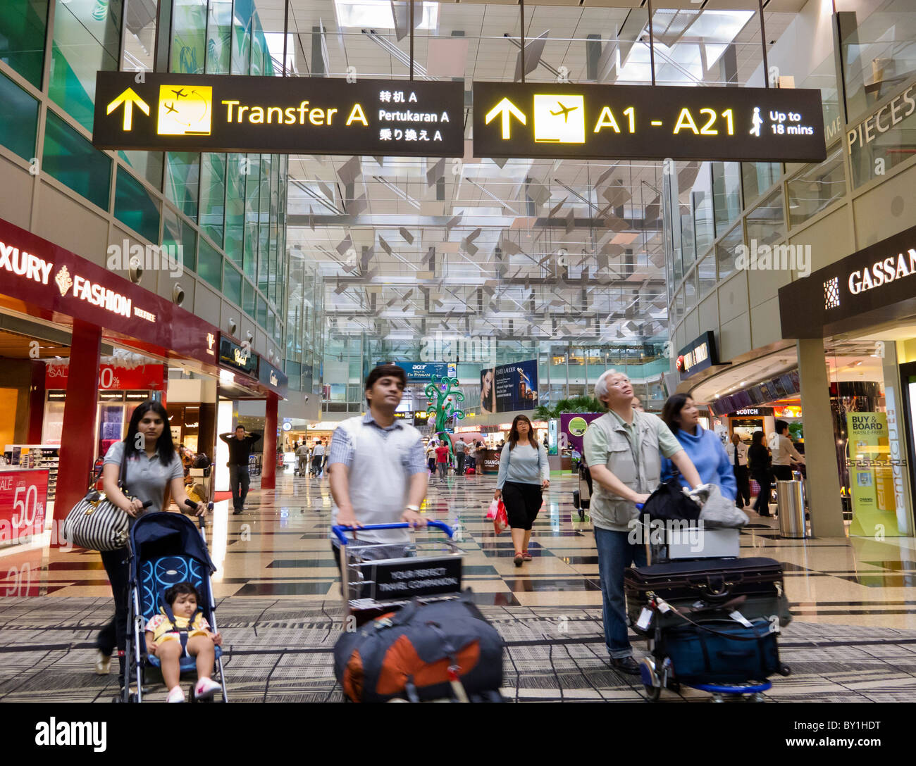 Innenraum des neuen Terminal 3 am Flughafen Changi in Singapur Stockfoto