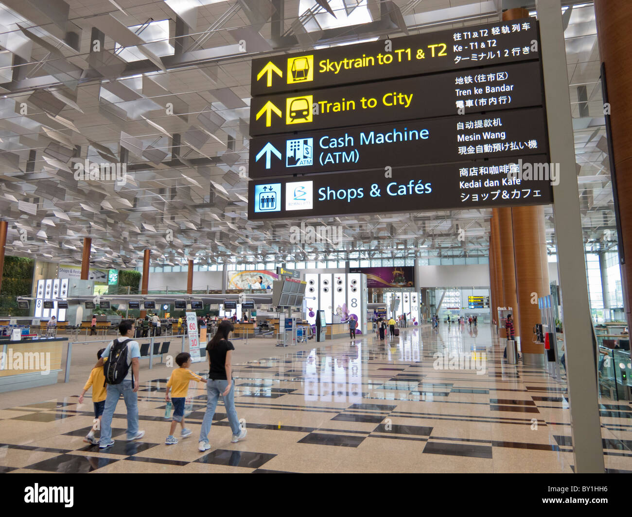 Innenraum des neuen Terminal 3 am Changi International Airport in Singapur Stockfoto