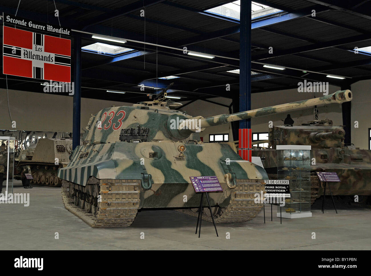 WW2 German Tiger Tank Anzeige im Panzermuseum Saumur, Frankreich Stockfoto