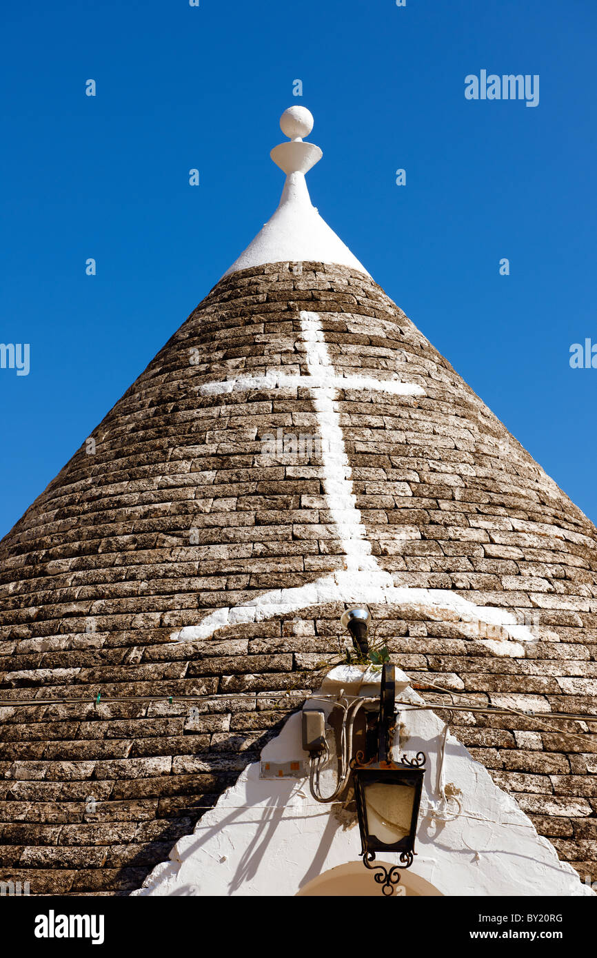 Trulli von Alberobello, Apulien, Italien beherbergt. Stockfoto