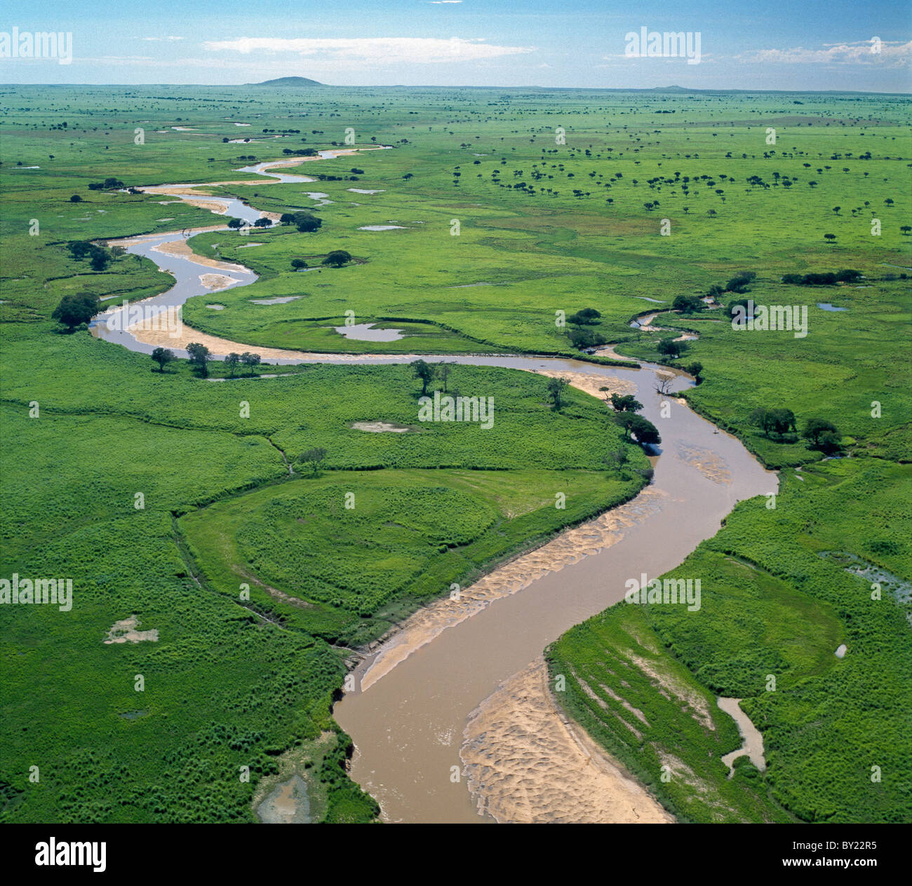 Garamba Fluss windet er sich durch die Wiesen des Garamba-Nationalpark im nördlichen Kongo. Stockfoto