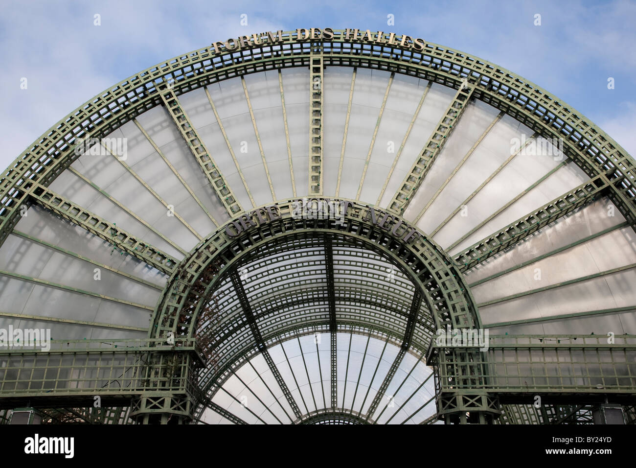 Forum des Hallen Shopping Malleingang in Paris, Frankreich Stockfoto