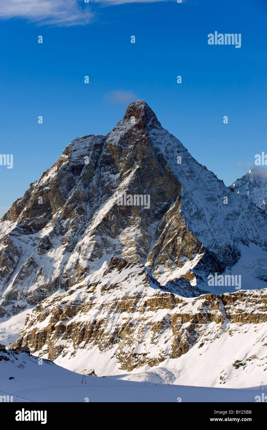 Europa, Italien, Italienische Alpen, Skigebiet von Cervinia, Berglandschaft, Monte Cervino (The Matterhorn) Stockfoto