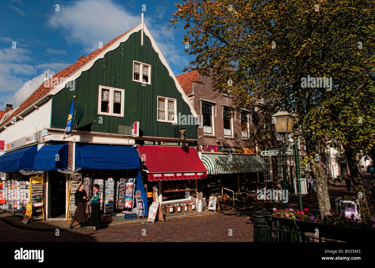 Landschaftlich in ruhigen kleinen Stadt von Edam Holland außerhalb von Amsterdam mit sehr kleinen friedlichen Gefühl und Häuser Stockfoto