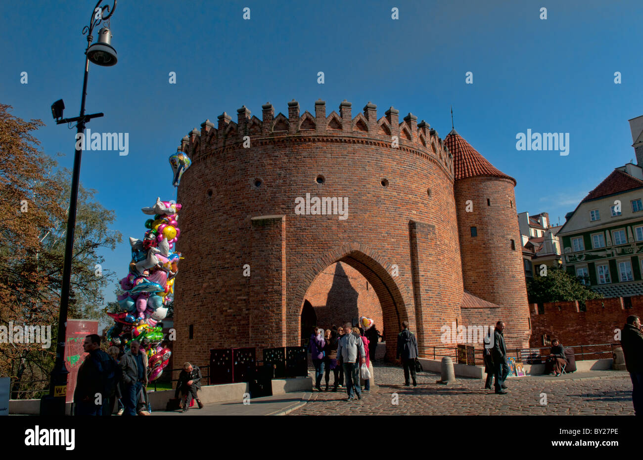 Ziegel-Festung in der Altstadt für Touristen Zentrum Warschau Polen Freta Straße Stockfoto