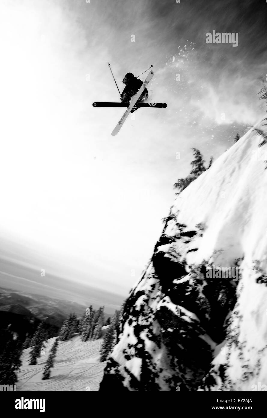Skifahrer schickt es Blue Rock am Mount Hood Meadows. Stockfoto