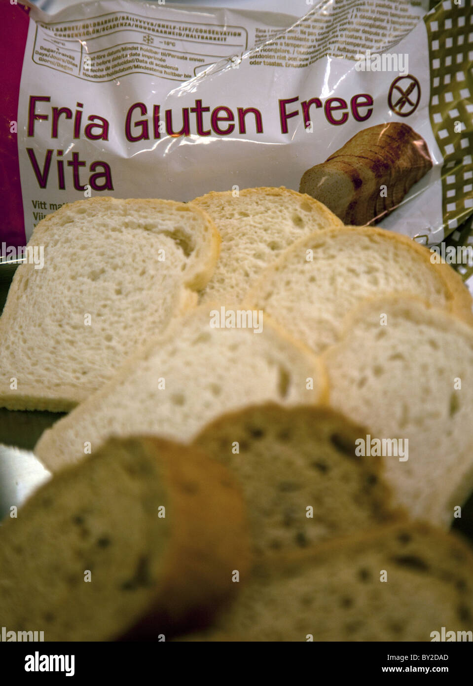 Schwedische glutenfreies Brot in John Lewis Foodhall von Waitrose in Oxford St, London Stockfoto