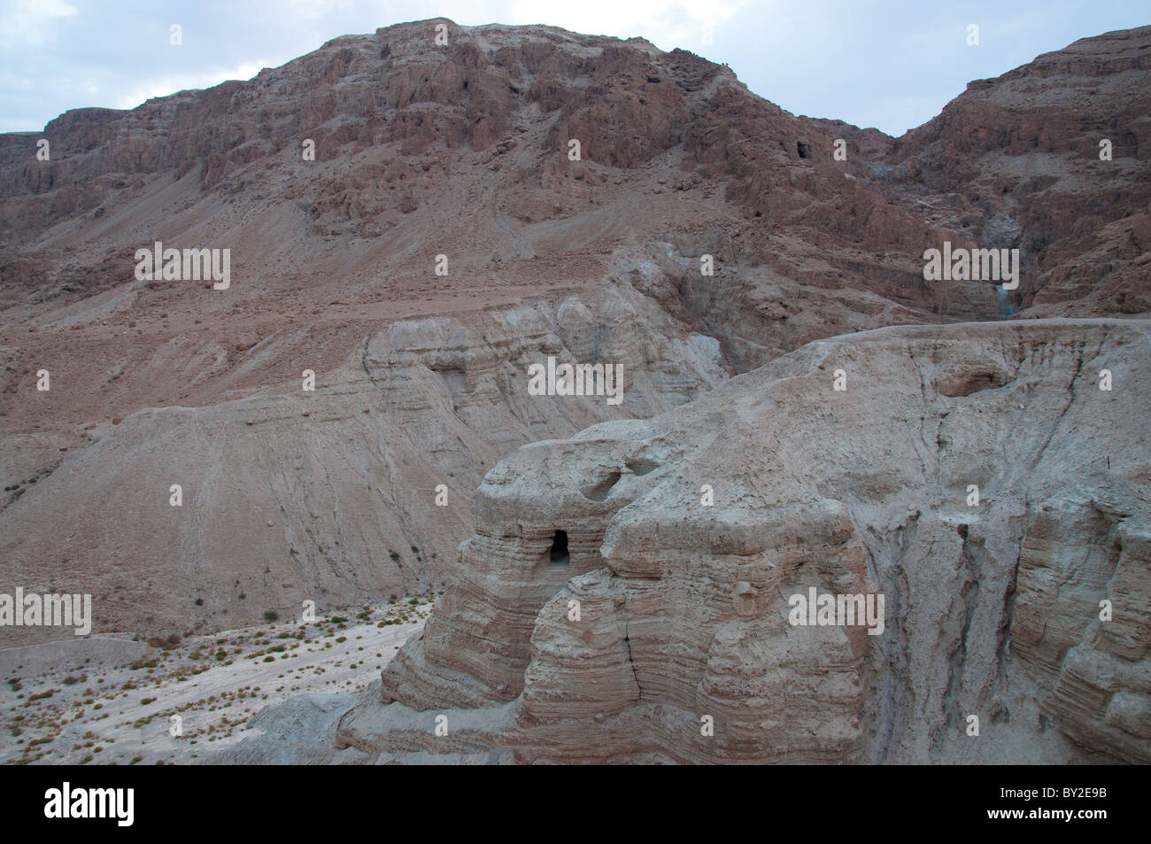 Blick auf einen der wo die Qumran-Höhlen wurden gefunden. Stockfoto