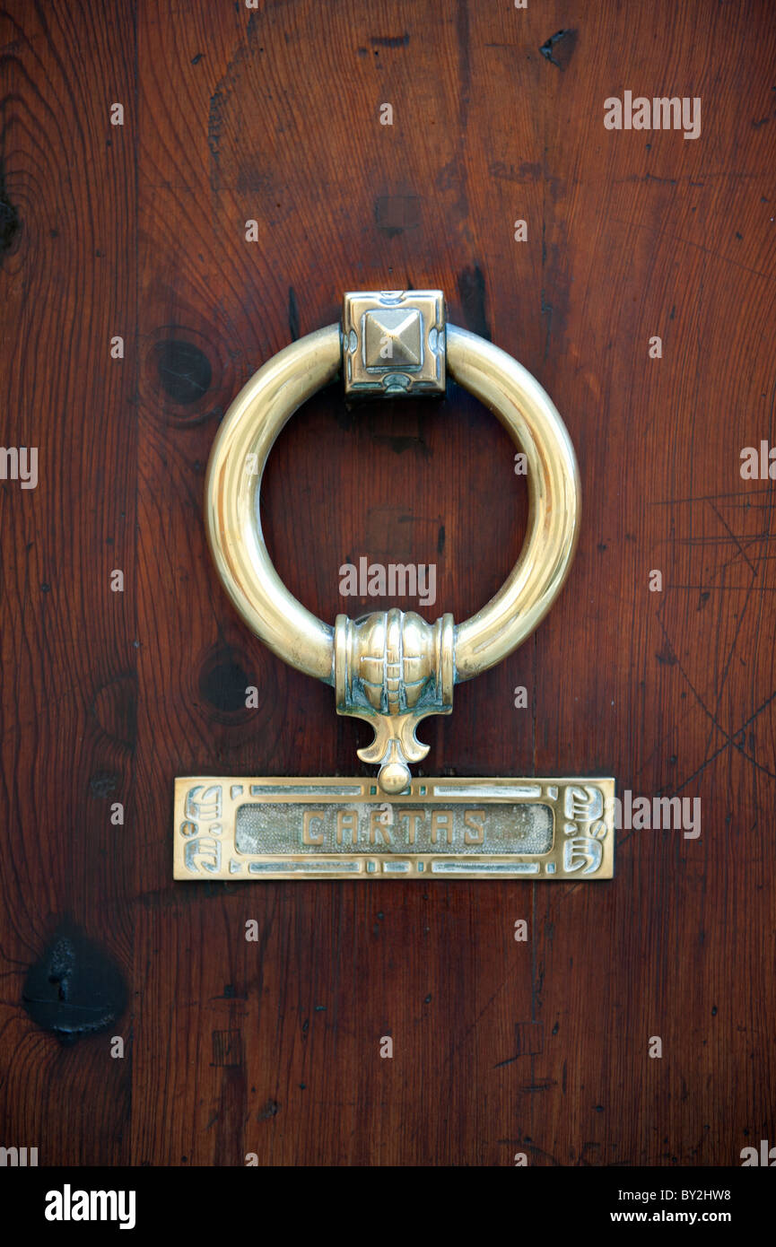 Briefkasten und Klopfer Altstadt Palma Mallorca Stockfoto