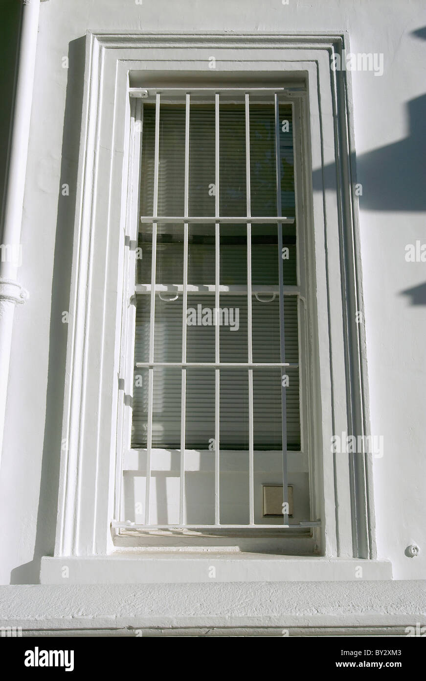 Eisenstangen, die ein Fenster Chelsea London zu schützen. Stockfoto