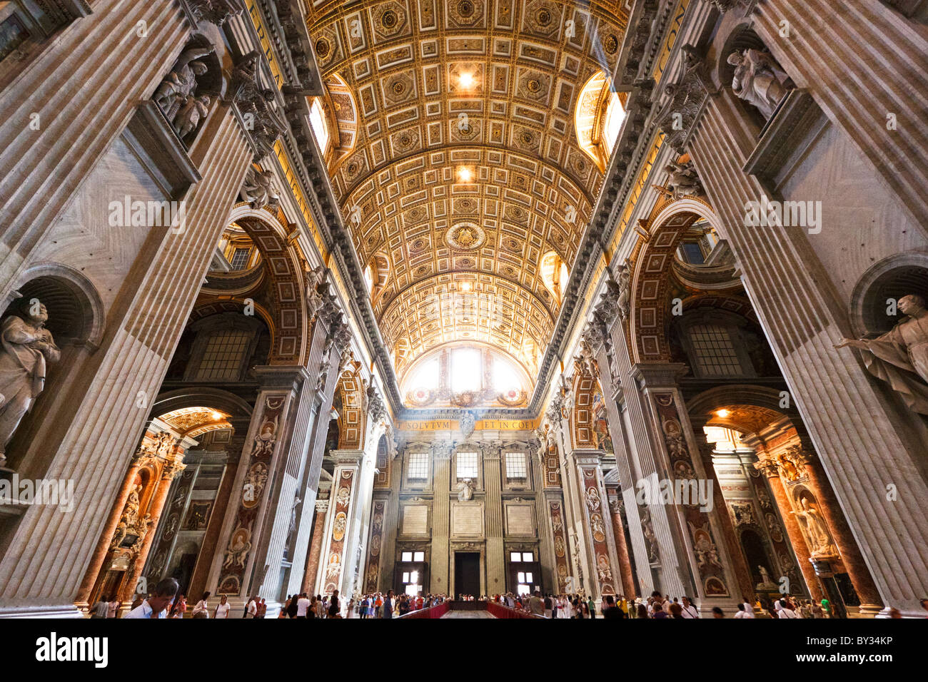 Innenraum der St. Peter Basilika Vatikanstadt, Italien Stockfoto