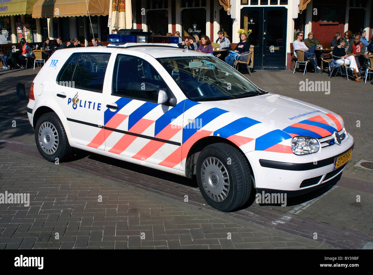 VW Golf Amsterdamer Polizei Stockfoto