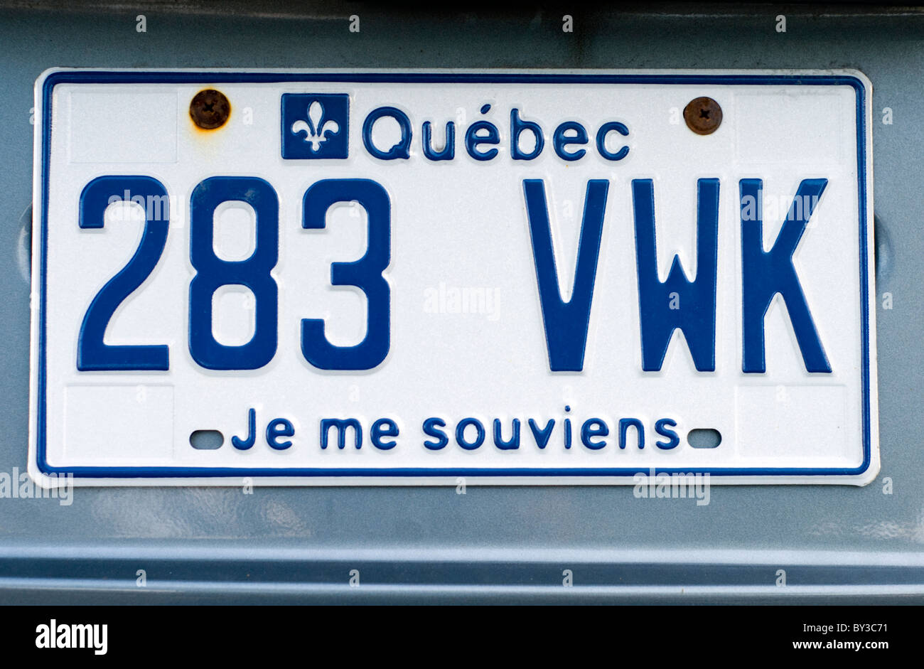 Das Nummernschild eines Autos registriert in Quebec, Kanada Stockfoto