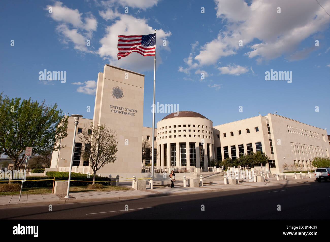 United States Courthouse und Federal Building in Laredo, Texas, im Jahr 2004 fertiggestellt, Stockfoto