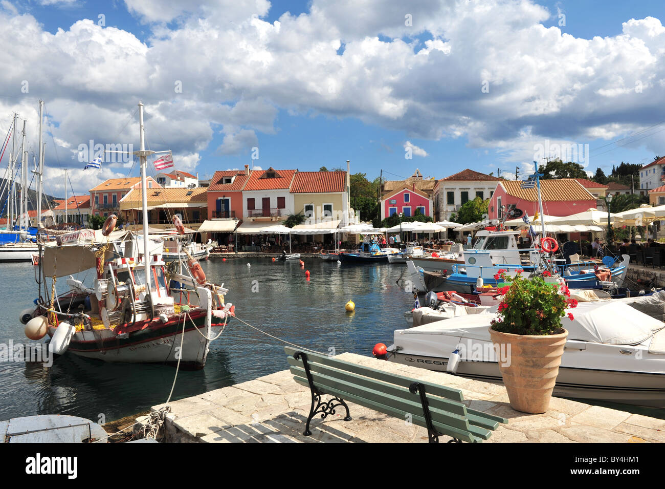 Fiskardo Hafen auf der Ionischen Insel Kefalonia, Griechenland Stockfoto