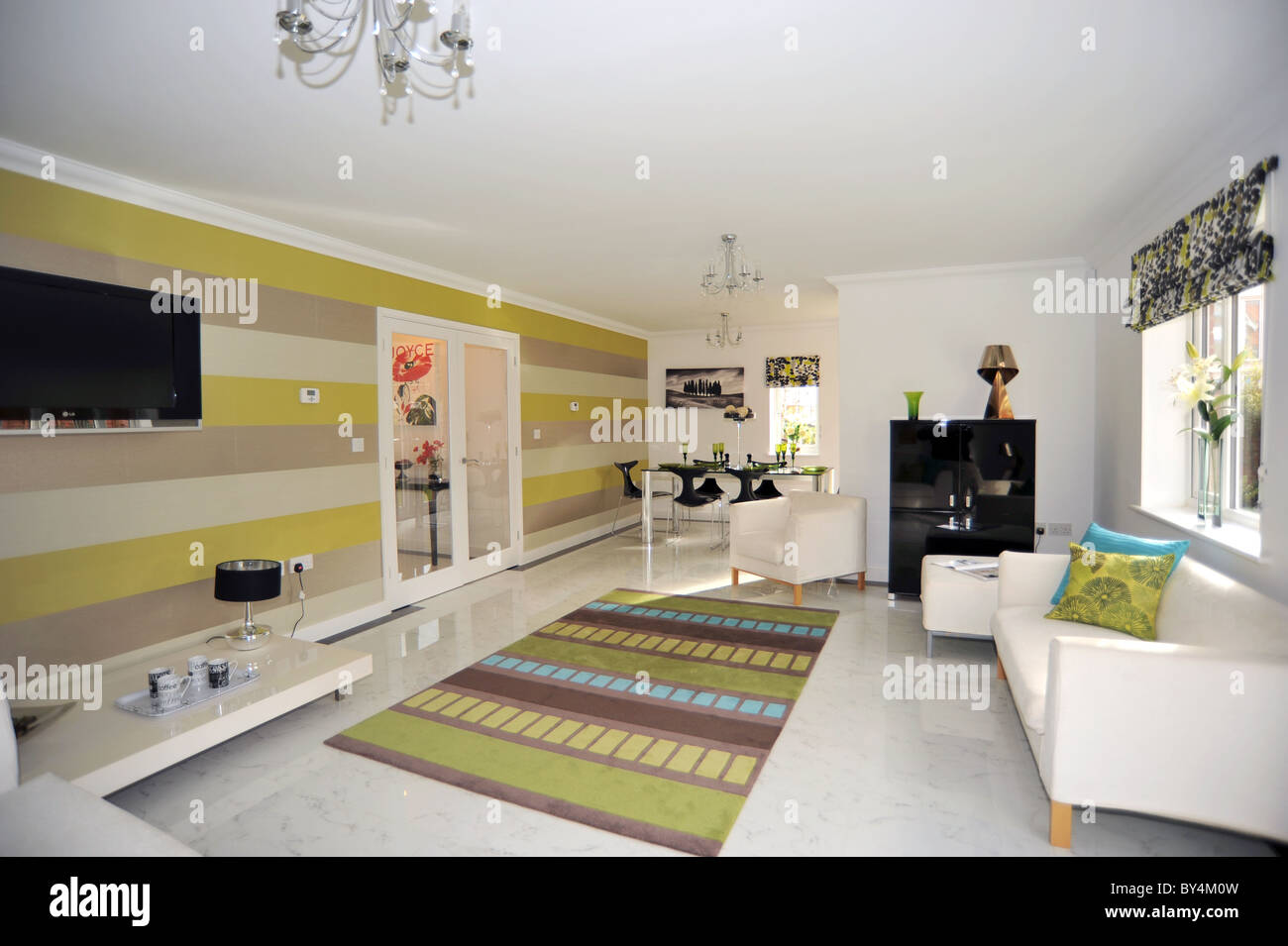 Neue show home Lounge-Interieur - UK Stockfoto, Bild: 33909593 - Alamy Neue show home Lounge-Interieur - UK Stockfoto, Bild: 33909593 - Alamy