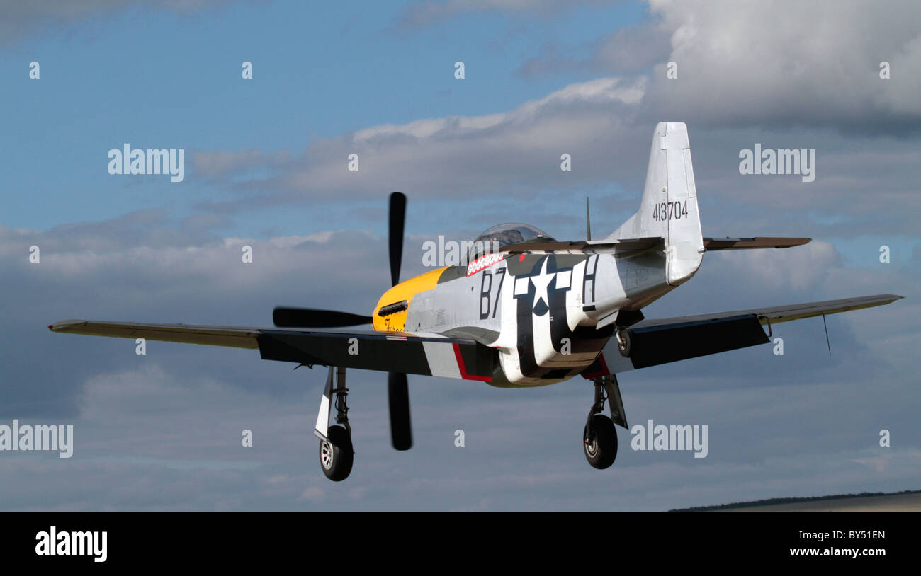 P51-D Mustang genannt wilder Frankie. Besitzer Old Flying Machine Co. Sitz in Duxford, Cambridgeshire Stockfoto