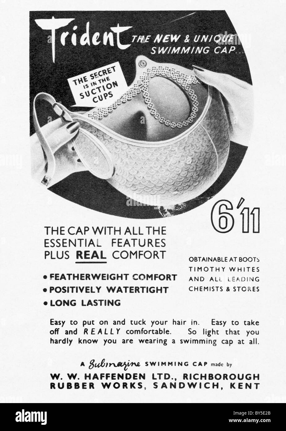 50er Jahre Werbung in Damenmode-Magazin für Trident Damen Gummi Schwimmkappe mit Saugnäpfen Stockfoto