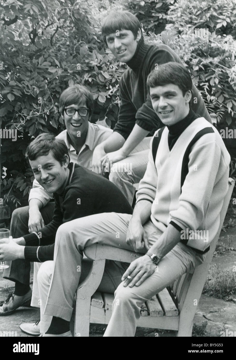 Schatten-UK-pop-Gruppe im Juni 1966 aus l: Brian Bennett, Hank Marvin, Bruce Welch und John Rostill. Foto Tony Gale Stockfoto