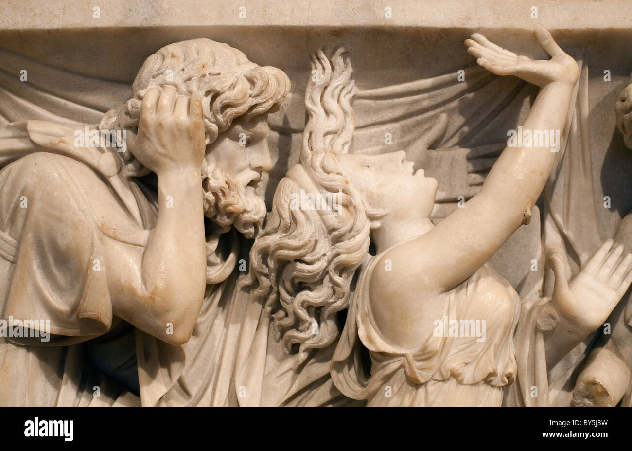 Detail der Skulptur von Mann und Frau erleben Angst Stockfoto