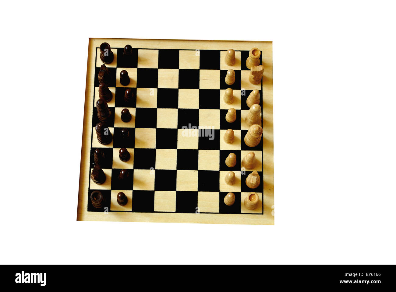 leichte Holz Schachbrett auf weißem Hintergrund Stockfoto