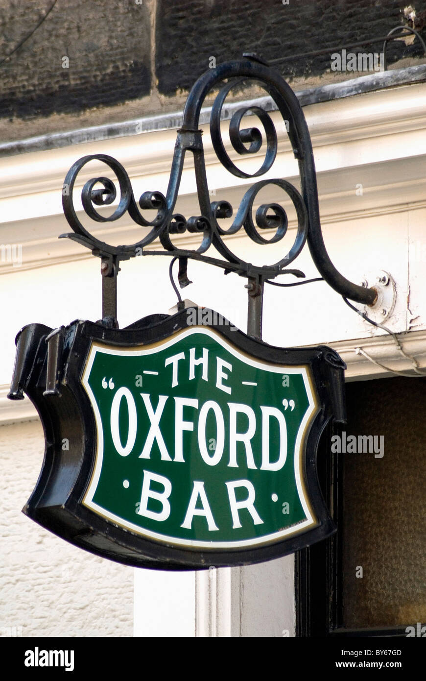 Die Oxford Bar in Young Street, New Town, Edinburgh, Schottland. Stockfoto